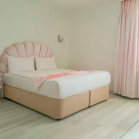 Hotel Miss Royal &