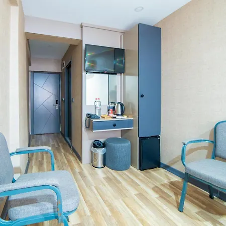 Hotell Miss Royal & 3*