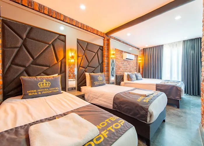 Hotell Miss Royal & 3*