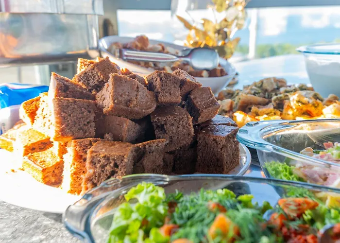 Miss Royal & Istanbul