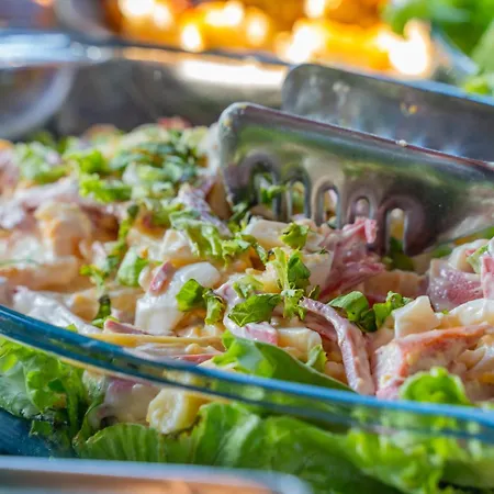 Miss Royal & Hotel 3*