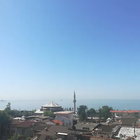 Miss Royal & İstanbul