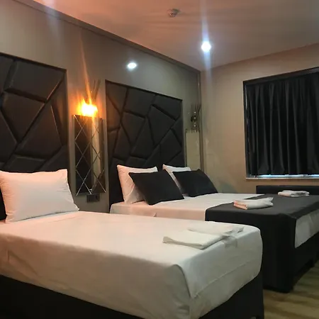 Miss Royal & Otel 3*