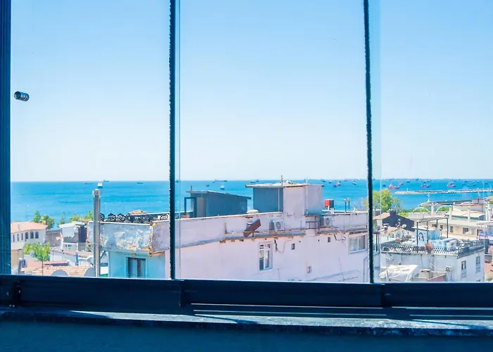 Miss Royal & איסטמבול