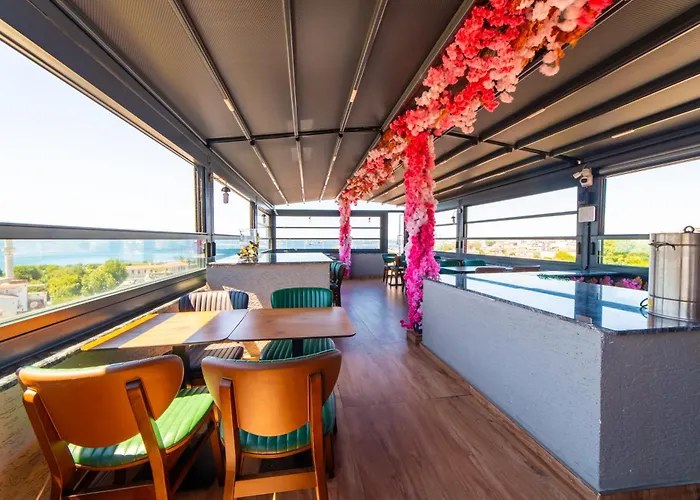 酒店 Miss Royal & 3*