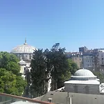Miss Royal & Istambul