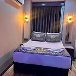 Hotel Miss Royal & 3*